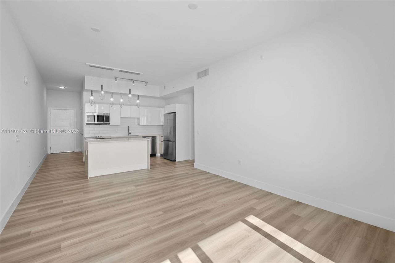 101 Diplomat Pkwy, Unit 2306, Hallandale Beach, FL 33009 Photo