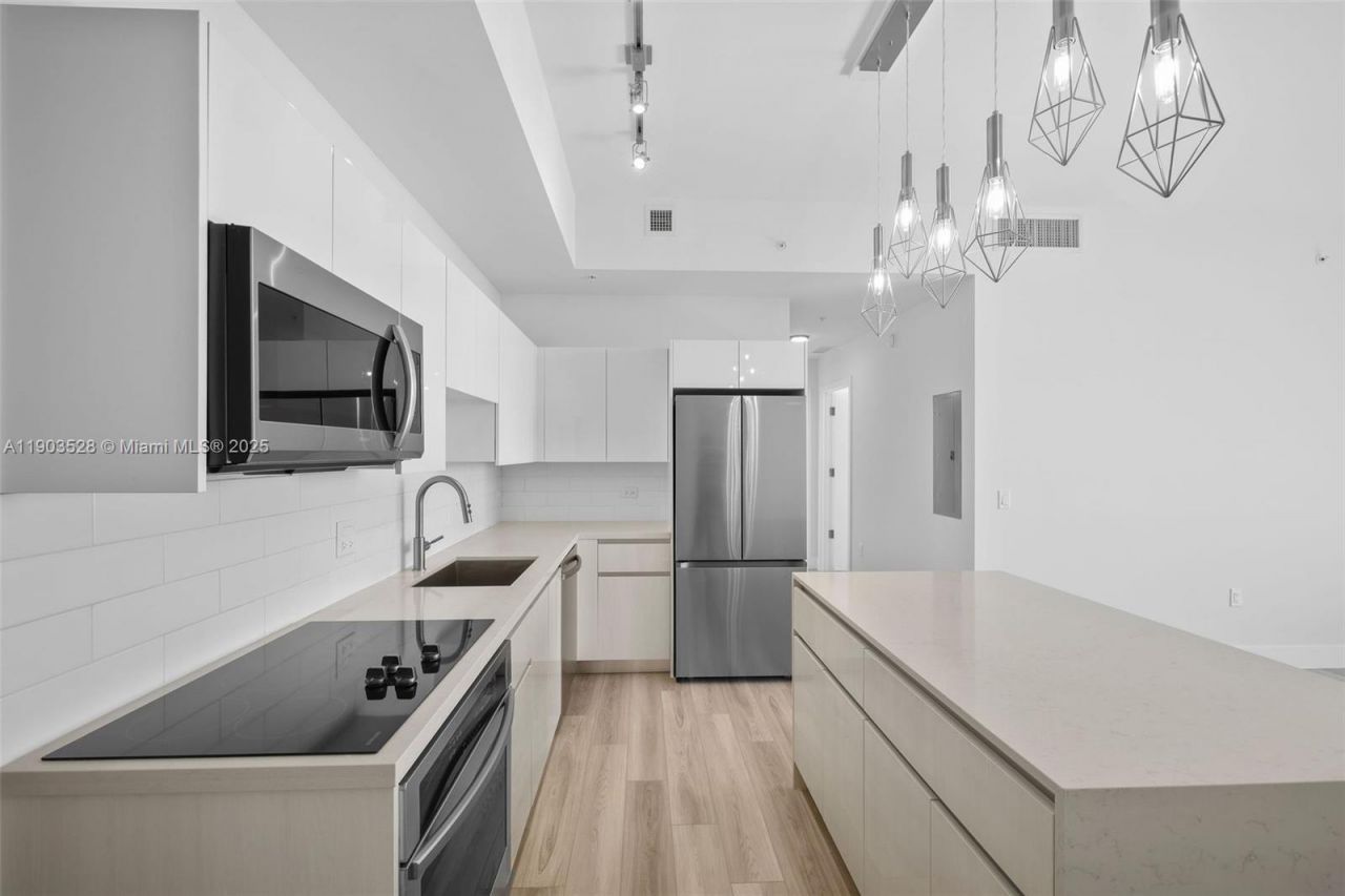 101 Diplomat Pkwy, Unit 2306, Hallandale Beach, FL 33009 Photo