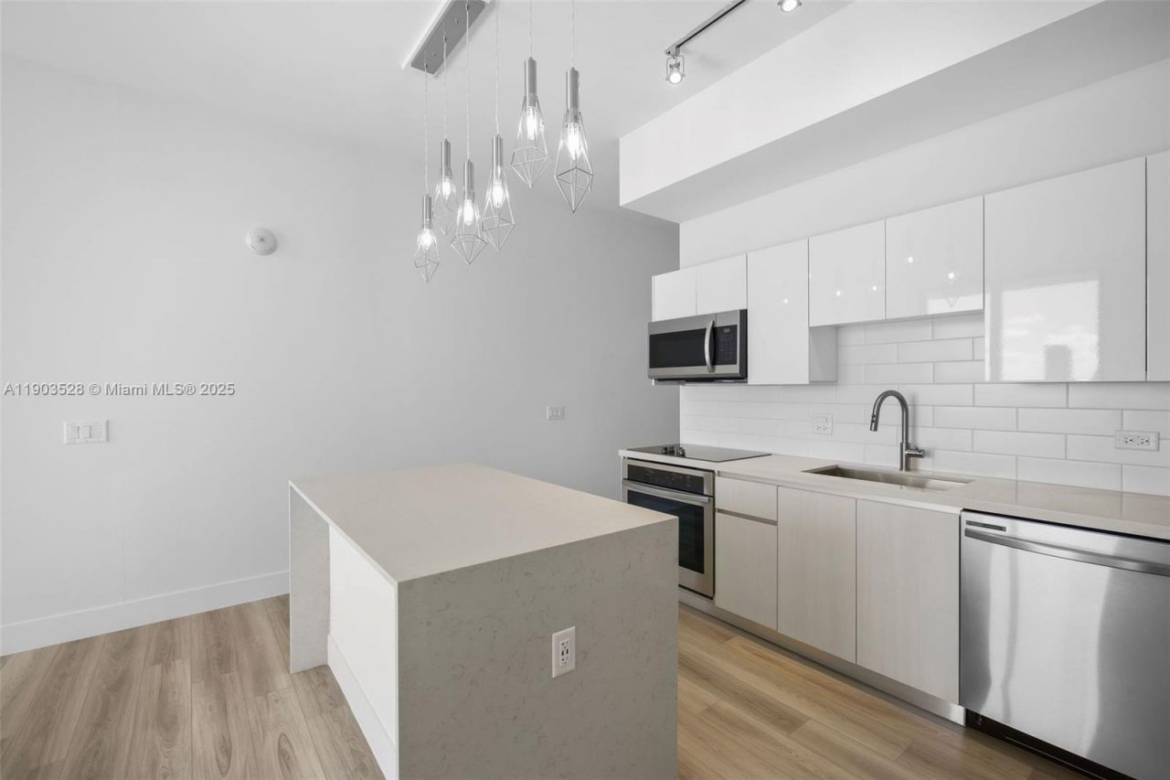 101 Diplomat Pkwy, Unit 2306, Hallandale Beach, FL 33009 Photo