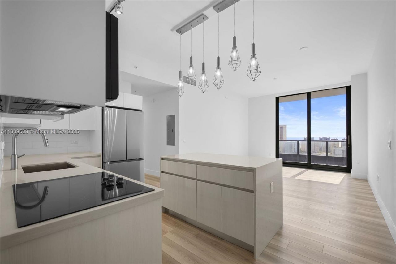 101 Diplomat Pkwy, Unit 2306, Hallandale Beach, FL 33009 Photo