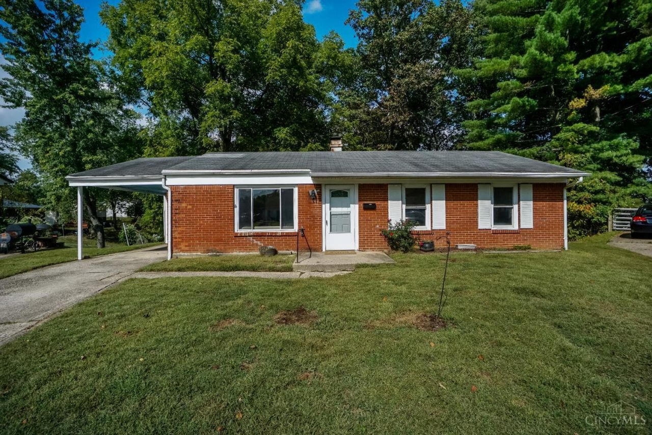 6 Ridge Circle, Loveland, OH 45140 Main Photo