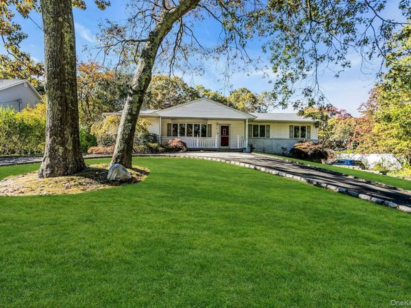 34 Winston Drive, Smithtown, NY 11787