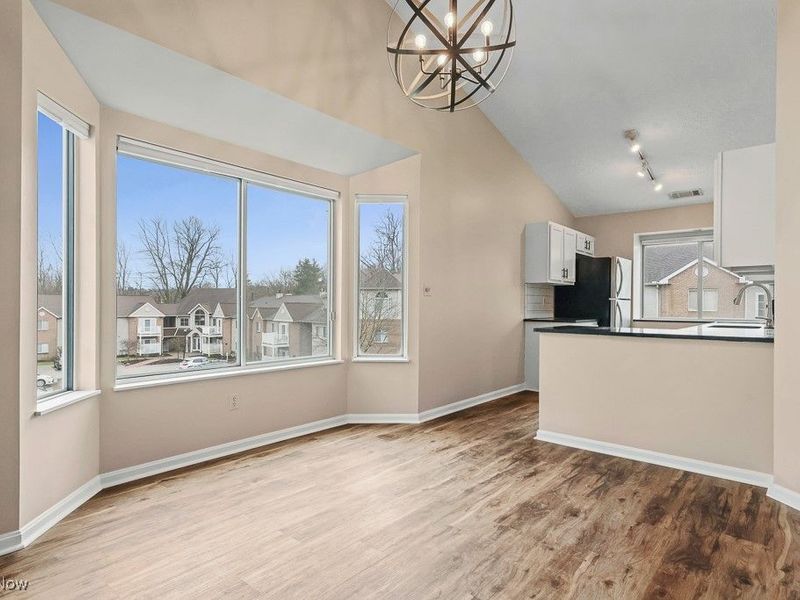 339 Village Pointe Drive, Unit 4, Akron, OH 44313 Photo 13