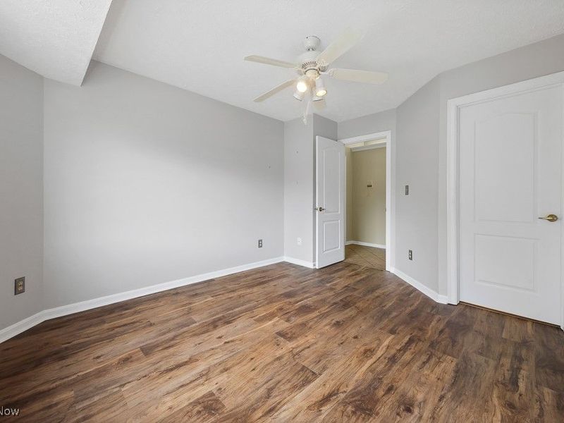 339 Village Pointe Drive, Unit 4, Akron, OH 44313 Photo 22