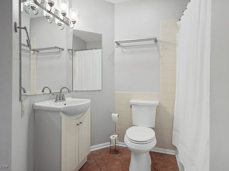 339 Village Pointe Drive, Unit 4, Akron, OH 44313 Photo 26