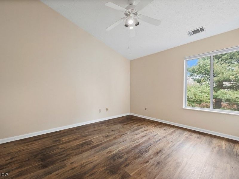 339 Village Pointe Drive, Unit 4, Akron, OH 44313 Photo 30