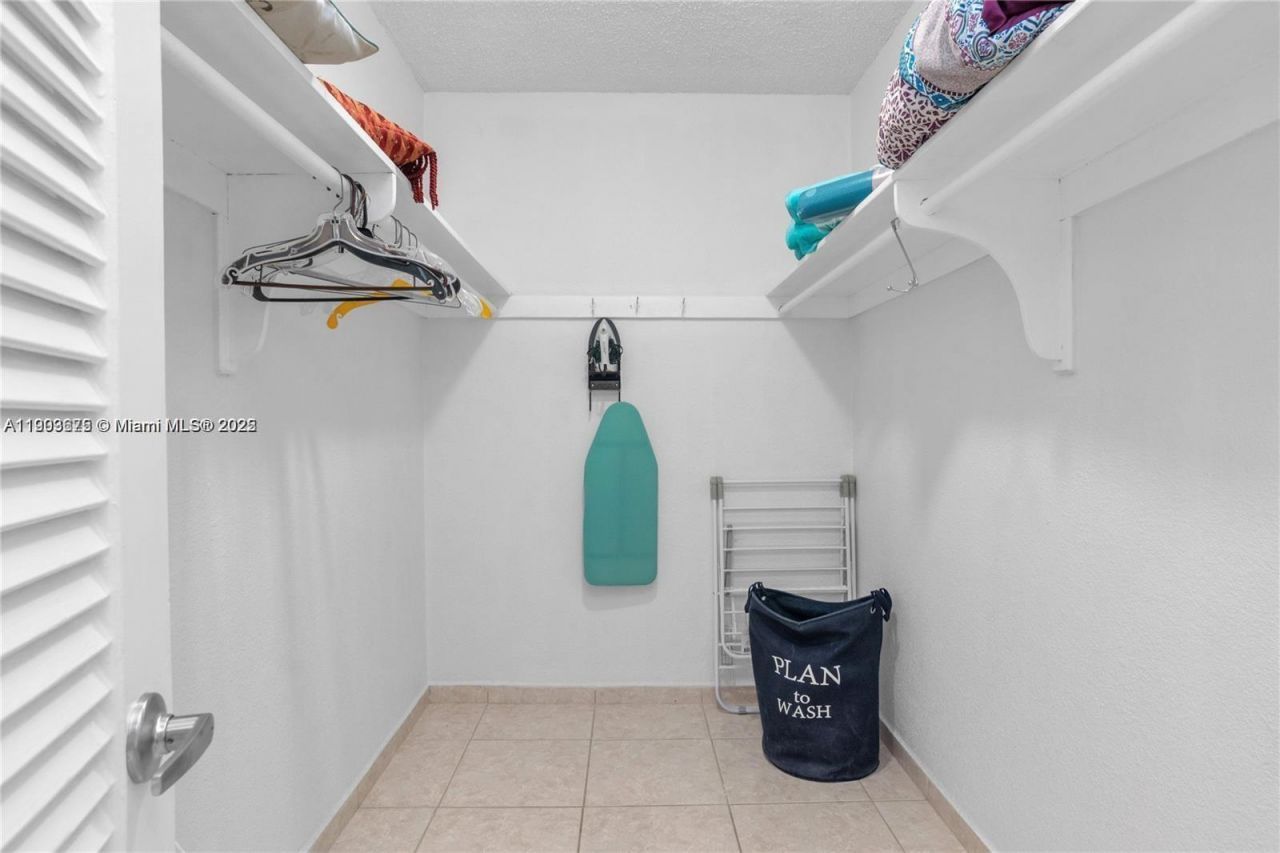 3505 S Ocean Dr, Unit 208, Hollywood, FL 33019 Photo