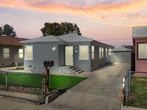 404 Wilson Avenue, Bakersfield, CA 93308