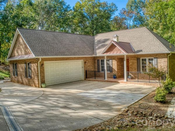 906 Rocky Cove Lane, Denton, NC 27239