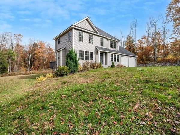 27 Westbrook Drive, New Ipswich, NH 03071