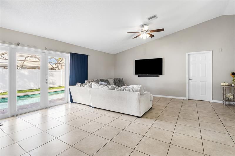 9661 Carousel Circle, Boca Raton, FL 33434 Photo