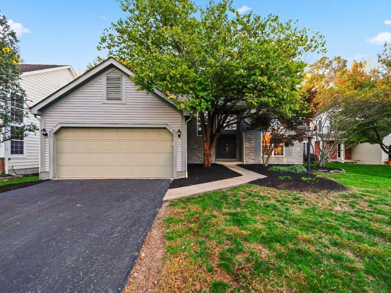 5406 Bullfinch Drive, Westerville, OH 43081 Photo 1