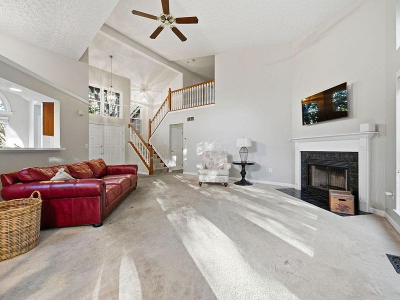 5406 Bullfinch Drive, Westerville, OH 43081 Photo 12