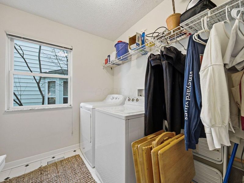 5406 Bullfinch Drive, Westerville, OH 43081 Photo 33