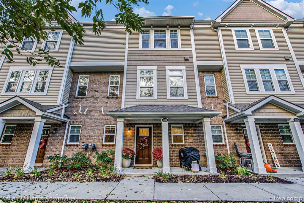 594 Anne Avenue, Brighton, MI 48116 Main Photo