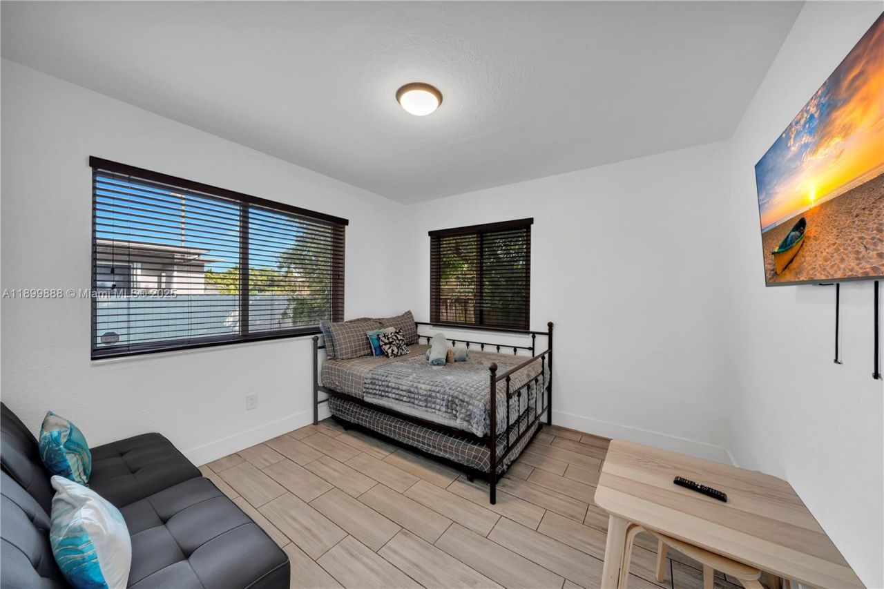 3181 NW 5th Ave, Miami, FL 33127 Photo