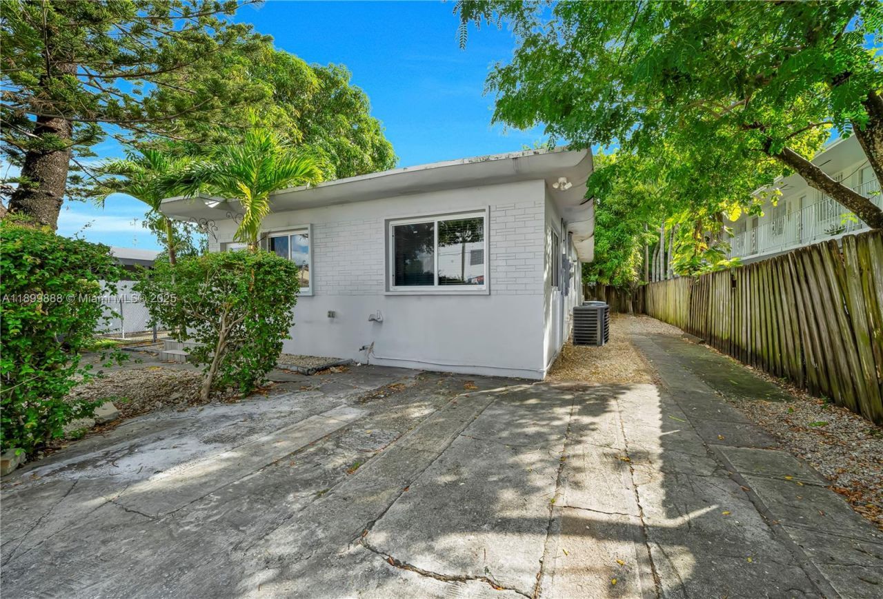 3181 NW 5th Ave, Miami, FL 33127 Photo