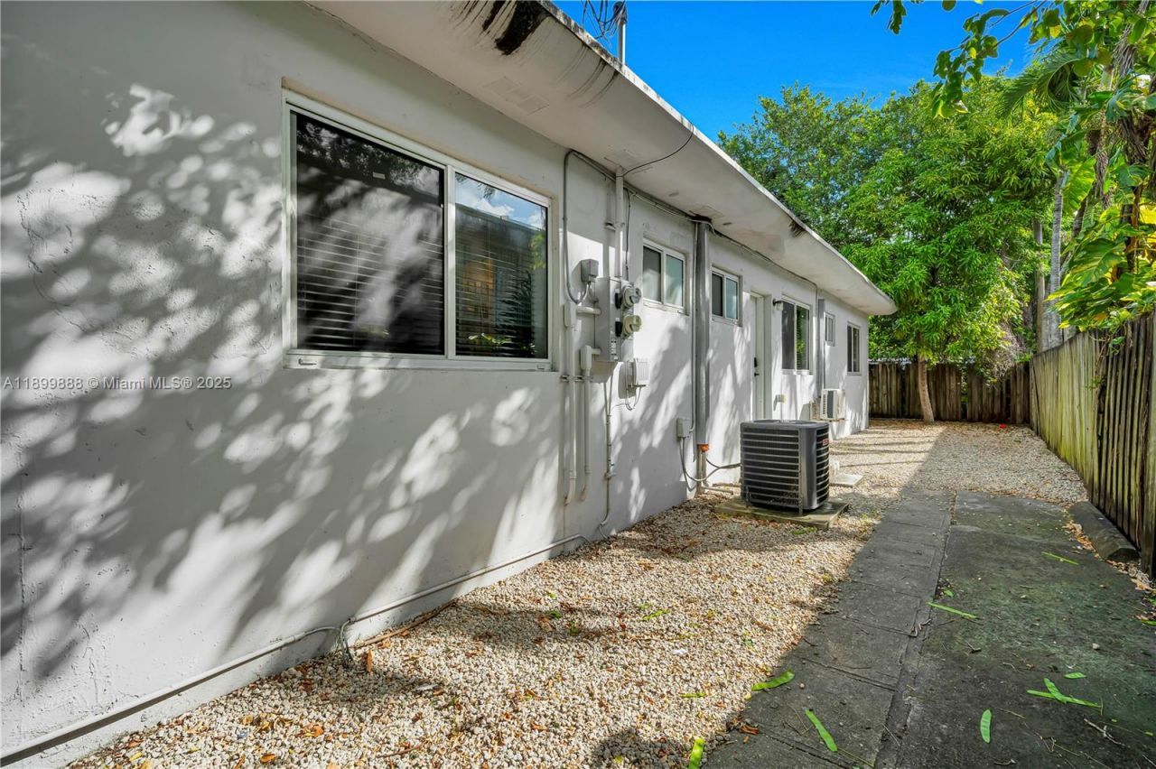 3181 NW 5th Ave, Miami, FL 33127 Photo