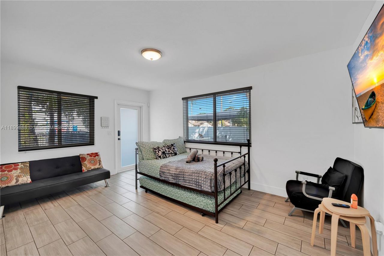 3181 NW 5th Ave, Miami, FL 33127 Photo