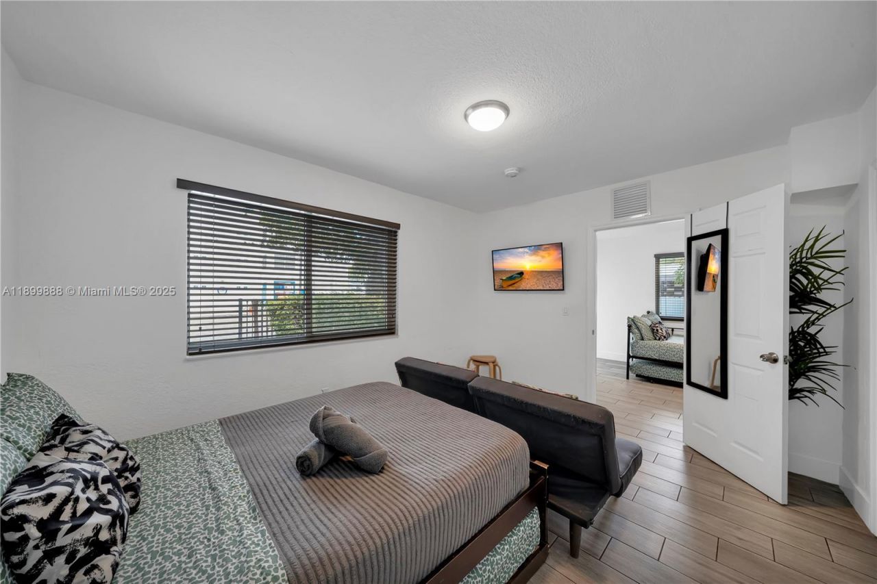 3181 NW 5th Ave, Miami, FL 33127 Photo