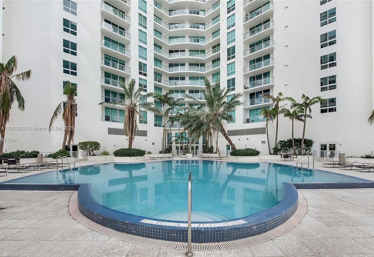 300 S Biscayne Blvd, Unit L-1208, Miami, FL 33131 Photo