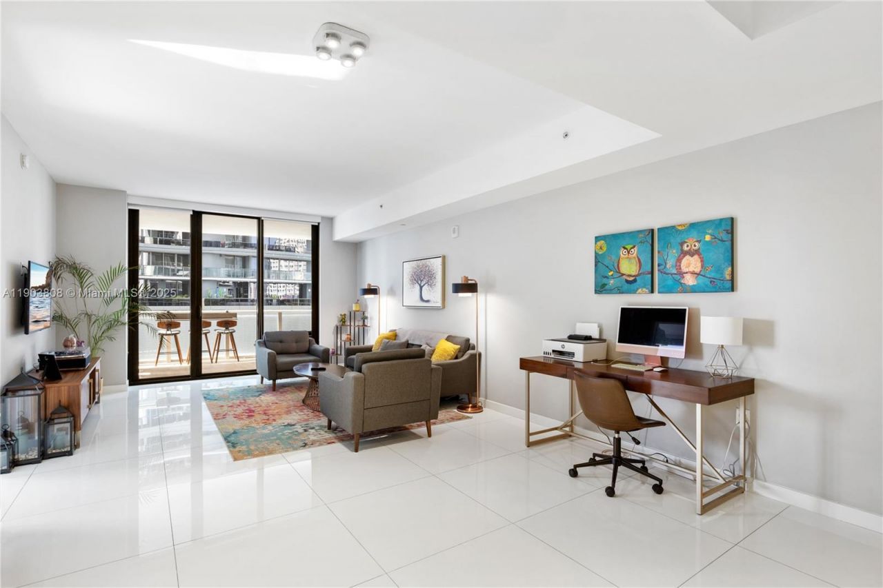 1010 Brickell Ave, Unit 1806, Miami, FL 33131 Photo