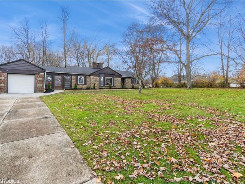 17304 Egbert Road, Walton Hills, OH 44146 Photo 1