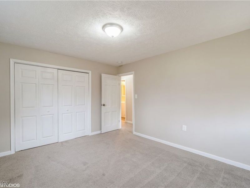 17304 Egbert Road, Walton Hills, OH 44146 Photo 10