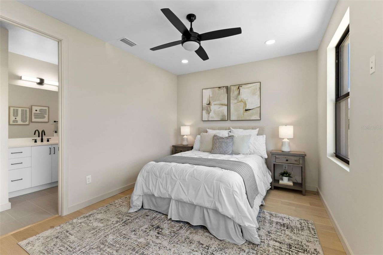 2205 16th Street N, Saint Petersburg, FL 33704 Photo