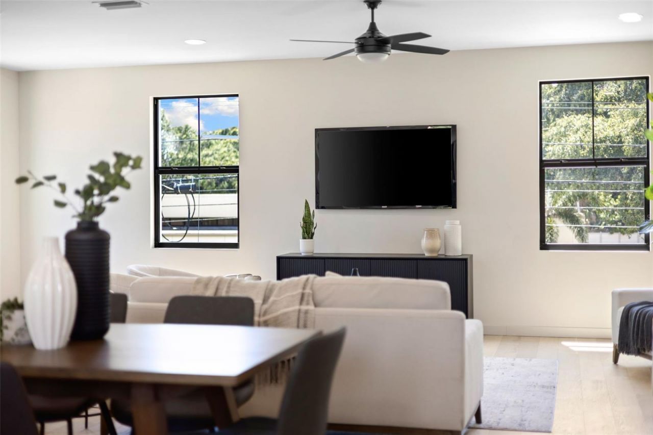 2205 16th Street N, Saint Petersburg, FL 33704 Photo