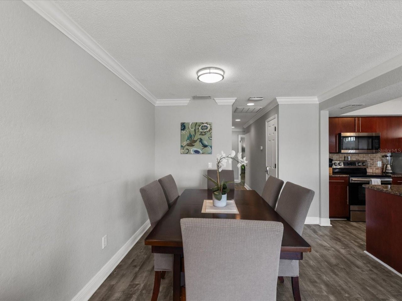 185 Brightwater Drive, Unit 5, Clearwater Beach, FL 33767 Photo