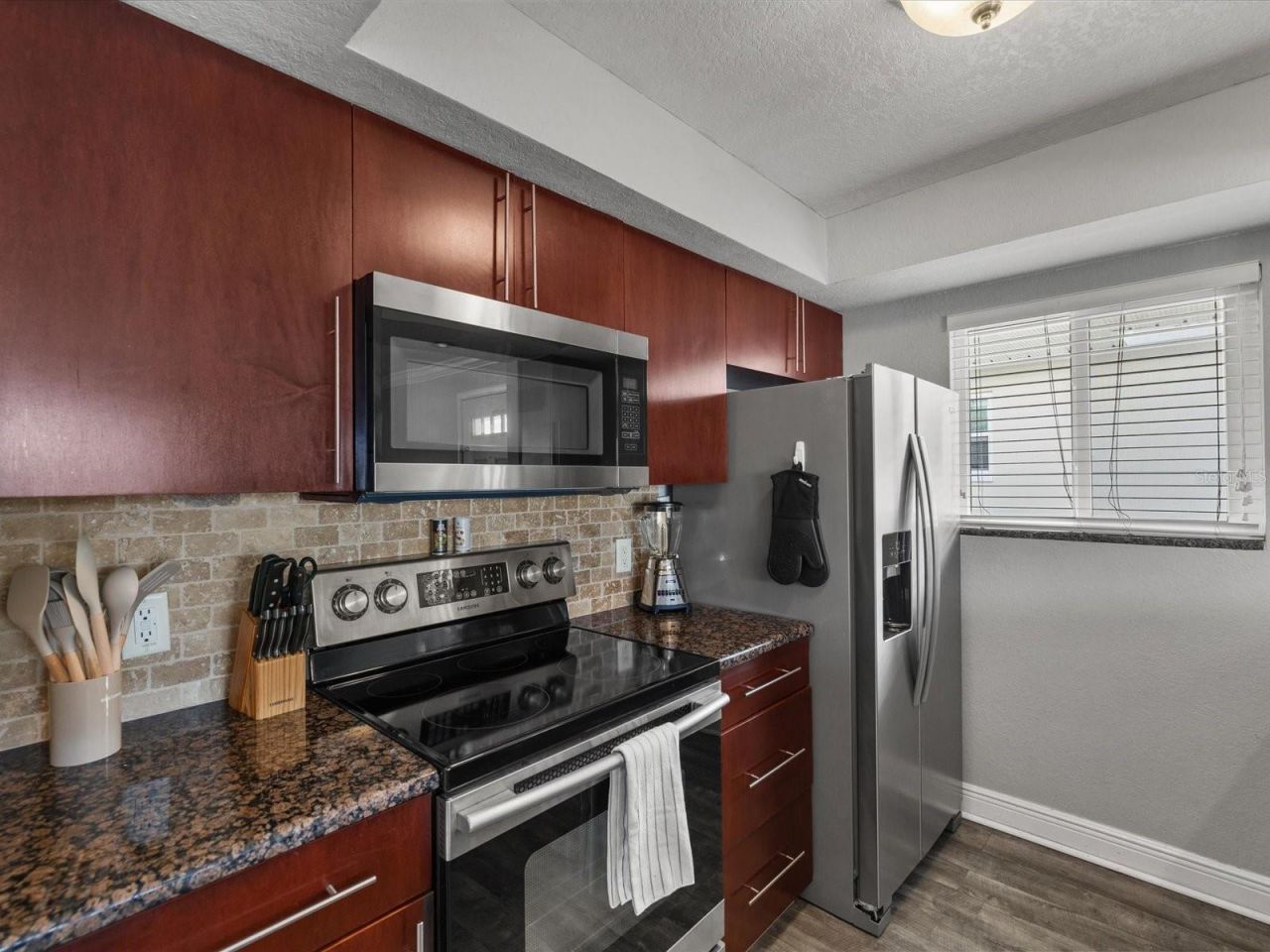 185 Brightwater Drive, Unit 5, Clearwater Beach, FL 33767 Photo