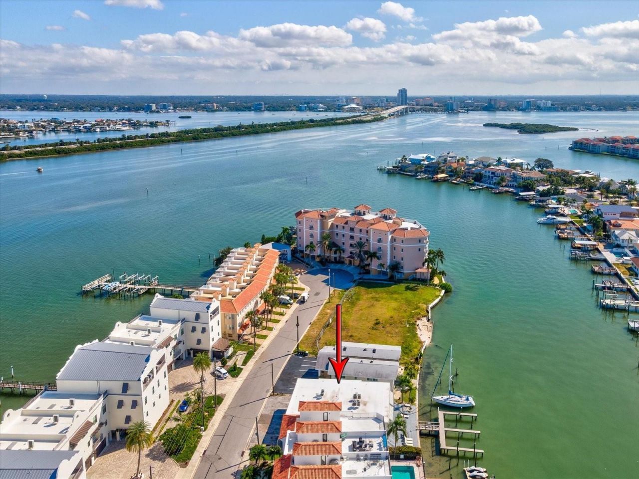 185 Brightwater Drive, Unit 5, Clearwater Beach, FL 33767 Photo