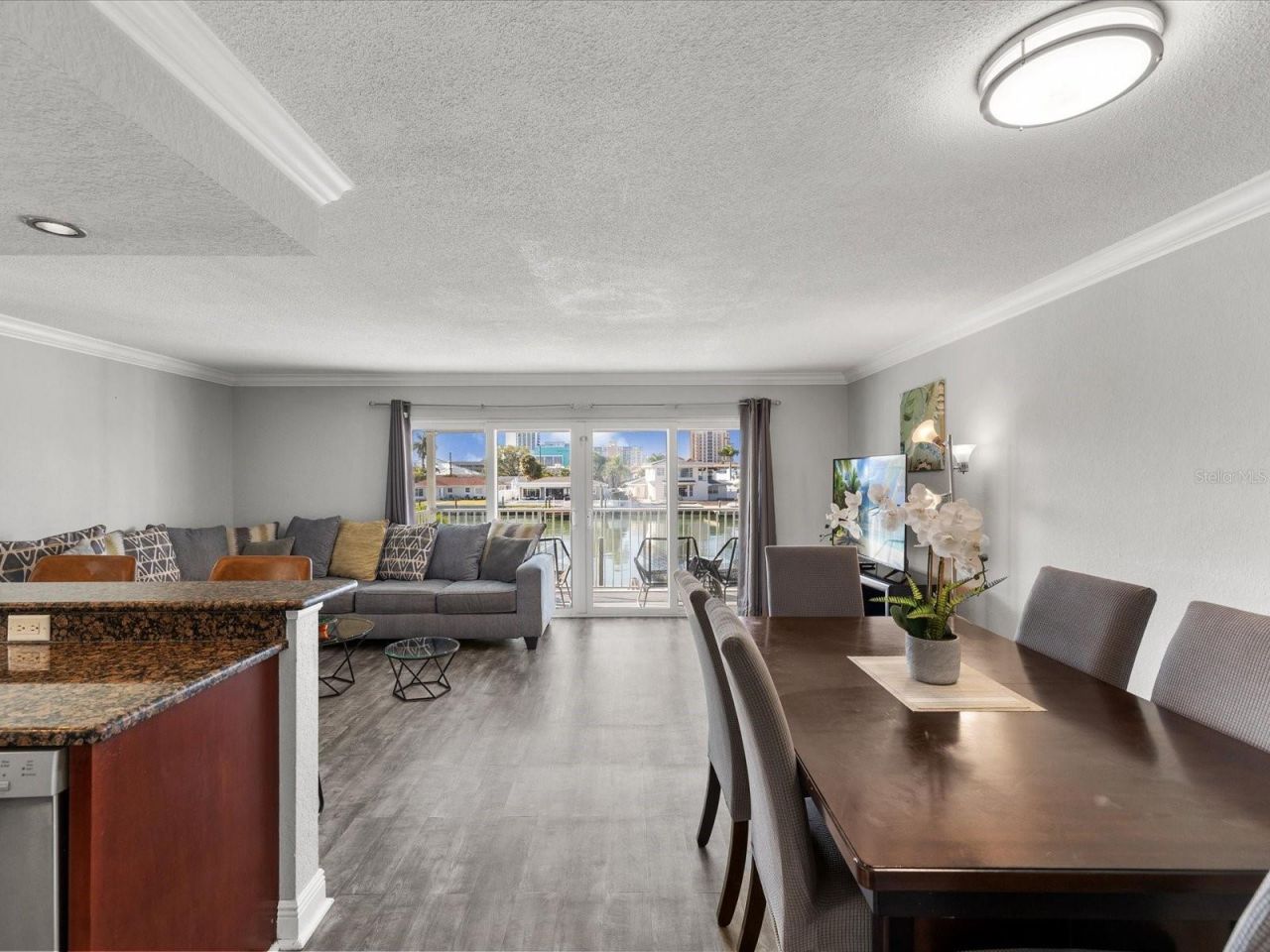 185 Brightwater Drive, Unit 5, Clearwater Beach, FL 33767 Photo