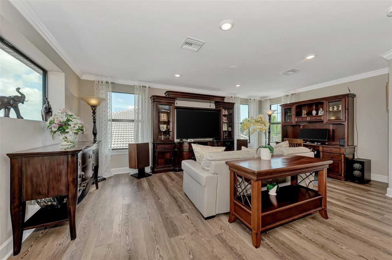 12432 Golden Sage Drive, Sarasota, FL 34238 Photo