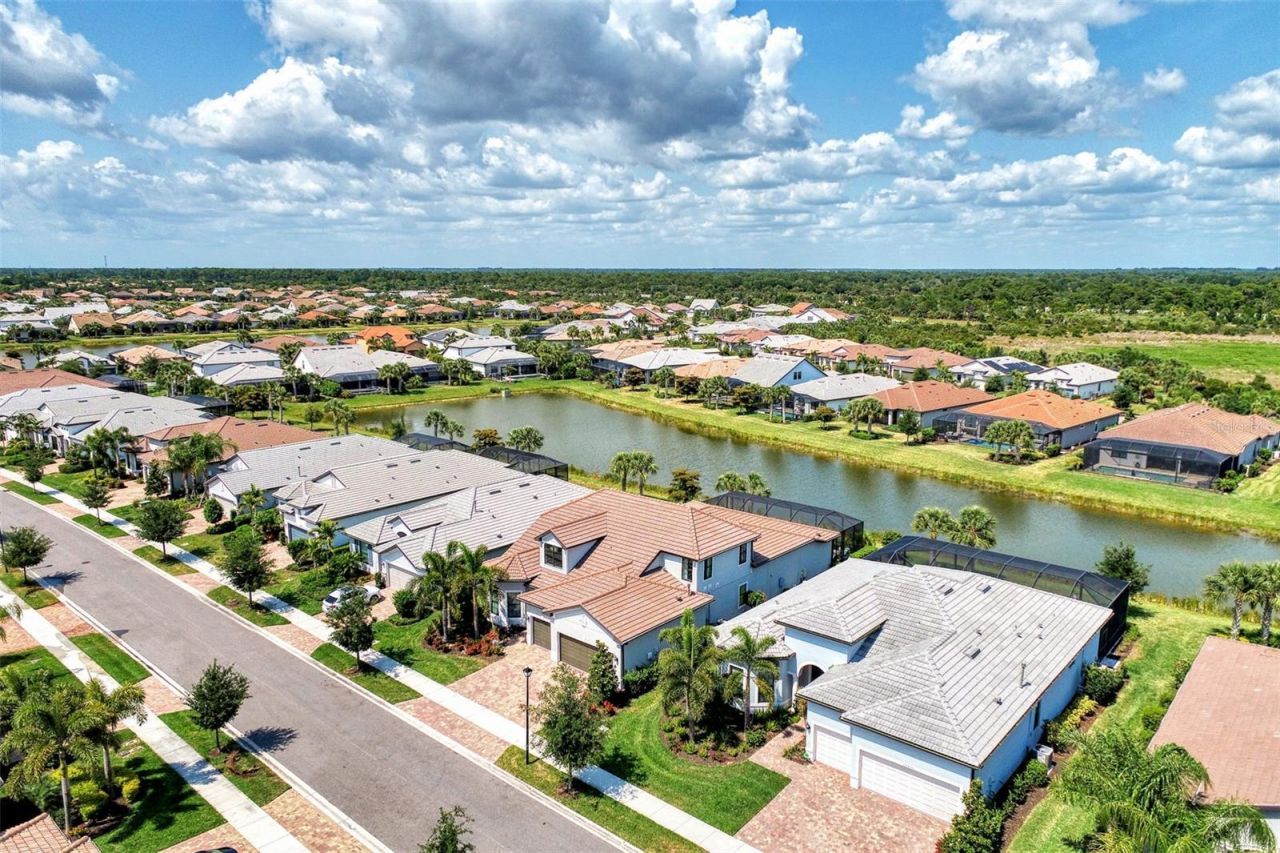 12432 Golden Sage Drive, Sarasota, FL 34238 Photo