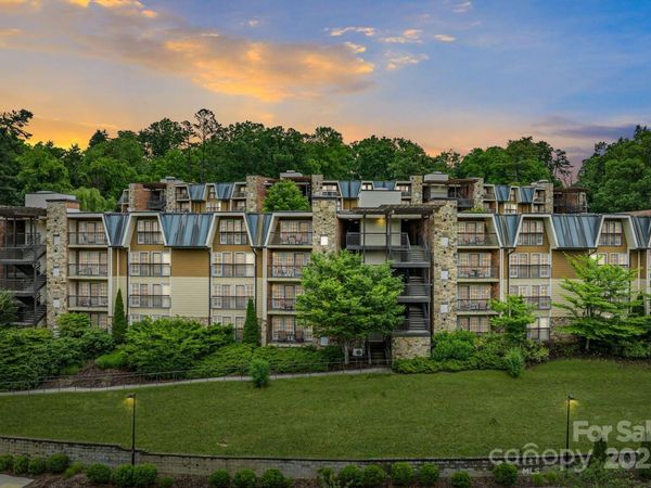 429 Bowling Park Road, Asheville, NC 28803