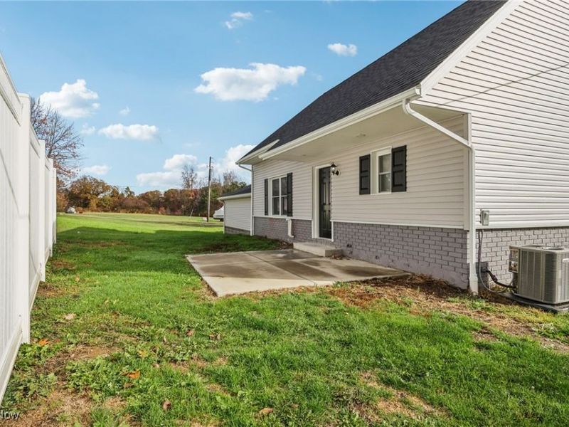 1873 US Highway 6, Unit C, Roaming Shores, OH 44085 Photo 4