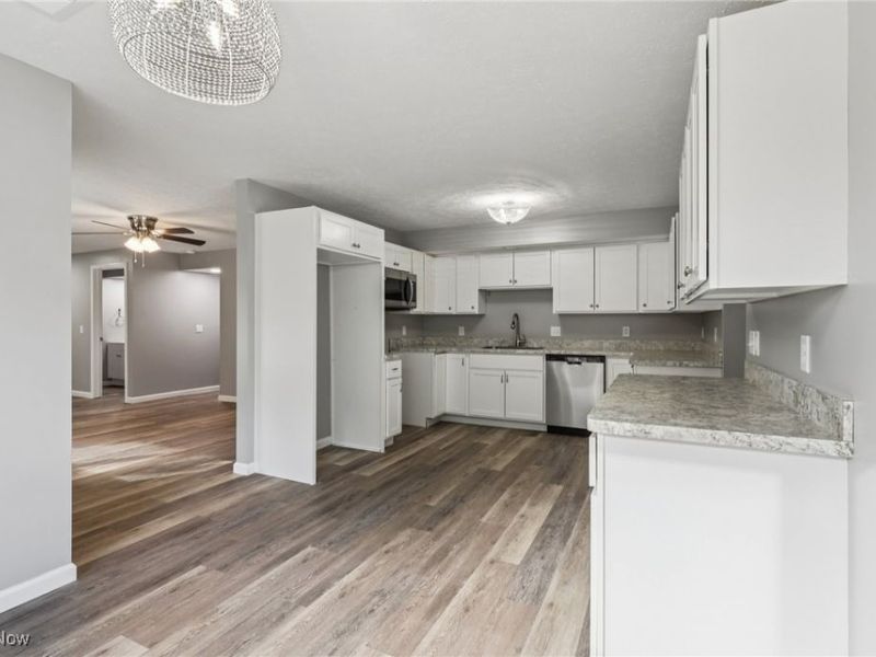 1873 US Highway 6, Unit C, Roaming Shores, OH 44085 Photo 9