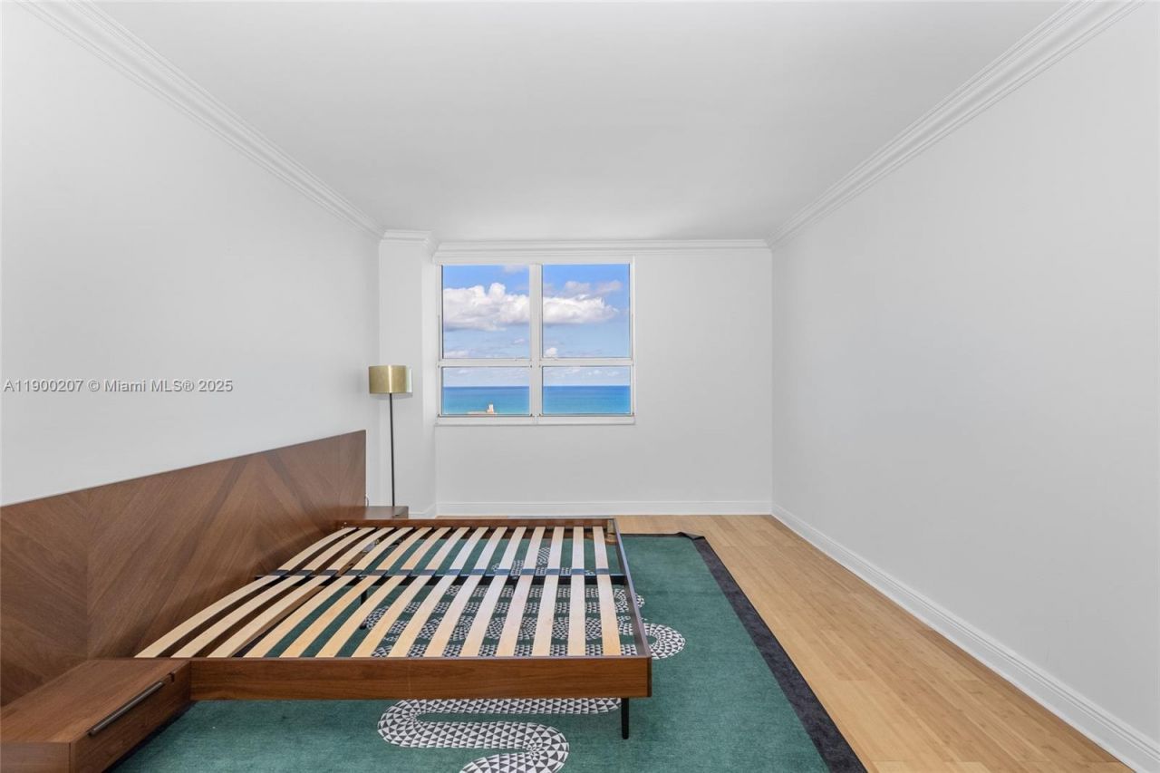 650 West Ave, Unit PH12, Miami Beach, FL 33139 Photo