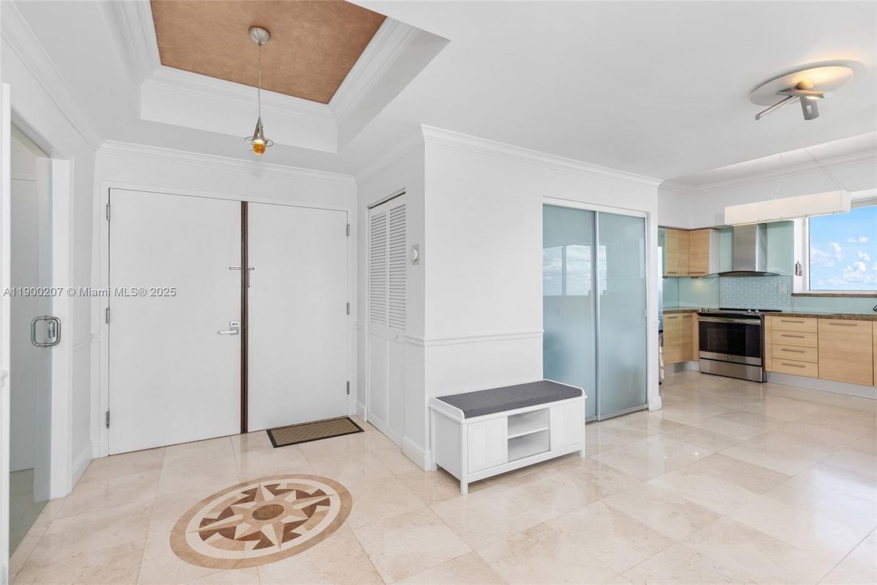 650 West Ave, Unit PH12, Miami Beach, FL 33139 Photo
