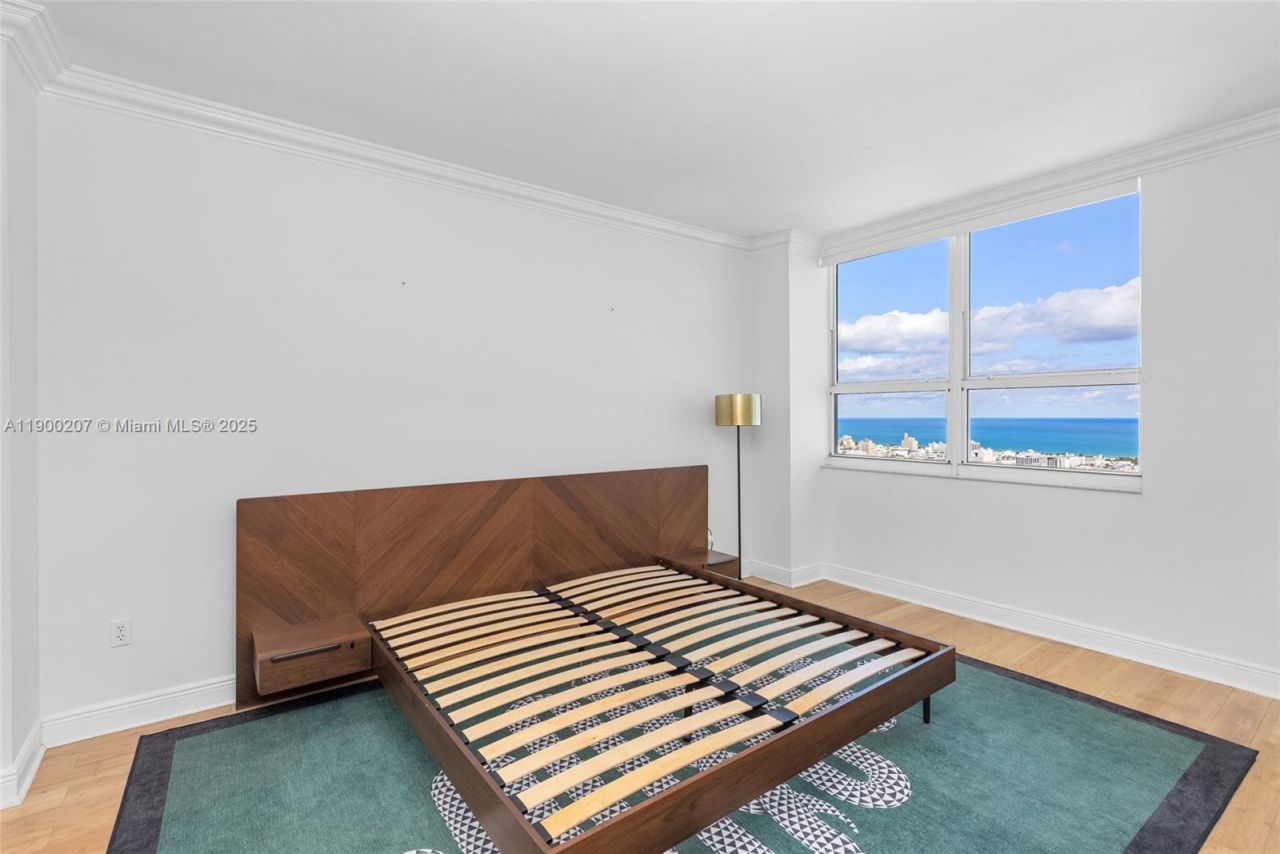 650 West Ave, Unit PH12, Miami Beach, FL 33139 Photo