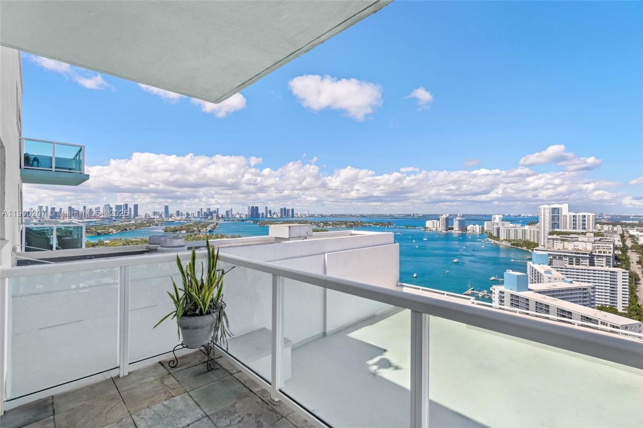 650 West Ave, Unit PH12, Miami Beach, FL 33139 Photo