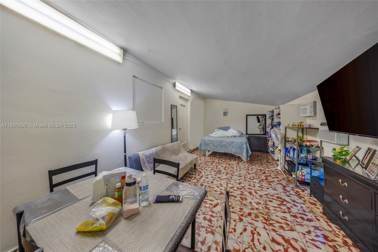 1515 NW 33rd Ave, Miami, FL 33125 Photo