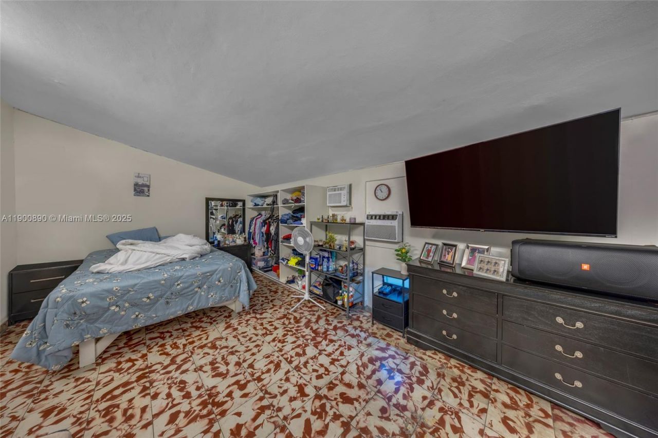 1515 NW 33rd Ave, Miami, FL 33125 Photo