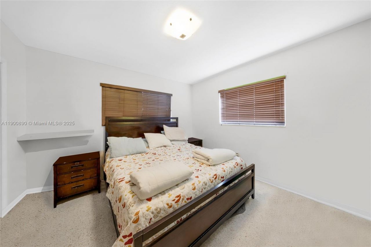 1515 NW 33rd Ave, Miami, FL 33125 Photo