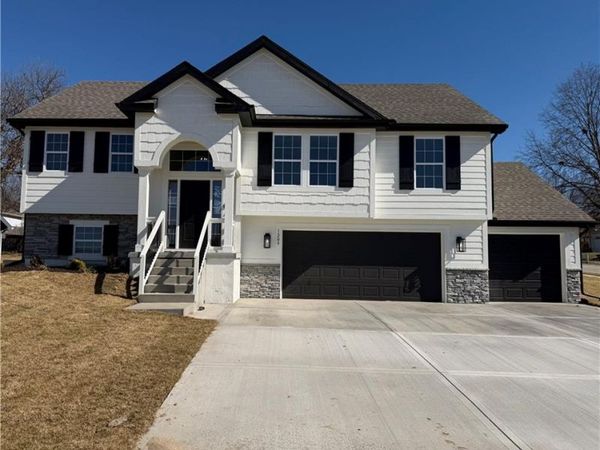 1209 Noah Lane, Kearney, MO 64060