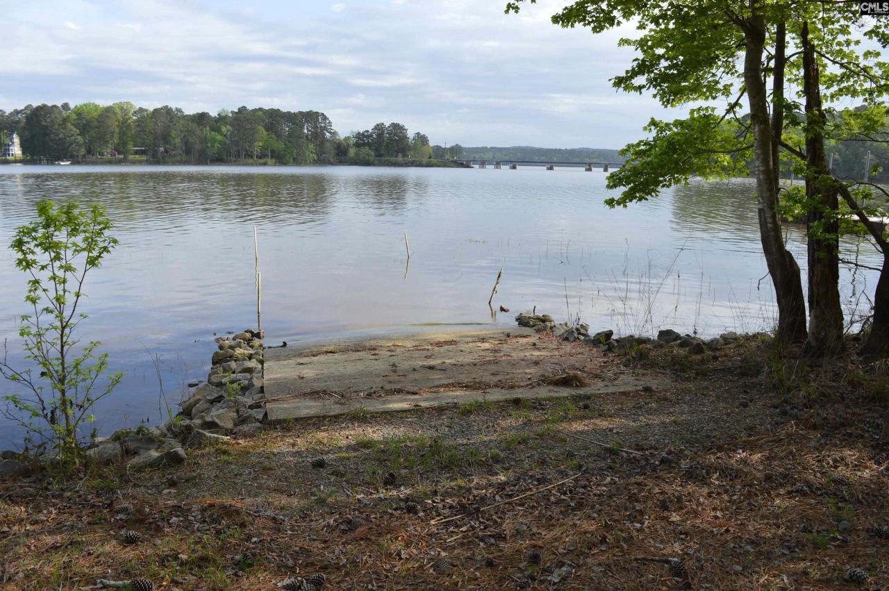 49 Club Lane Photo 16