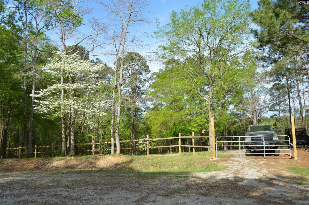 49 Club Lane Photo 18