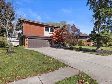 71 Brookedge Drive, Buffalo, NY 14221